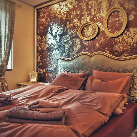 Тhe Bohemian Lodge-Entire House With Sauna Veliko Tŭrnovo Eksteriør bilde