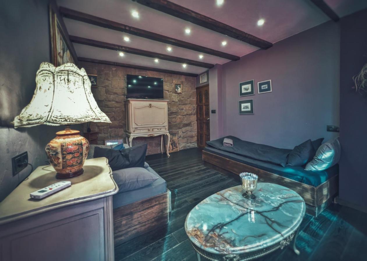 Тhe Bohemian Lodge-Entire House With Sauna Veliko Tŭrnovo Eksteriør bilde