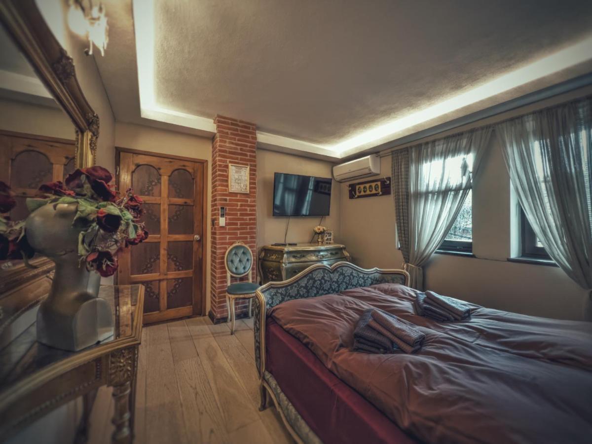 Тhe Bohemian Lodge-Entire House With Sauna Veliko Tŭrnovo Eksteriør bilde