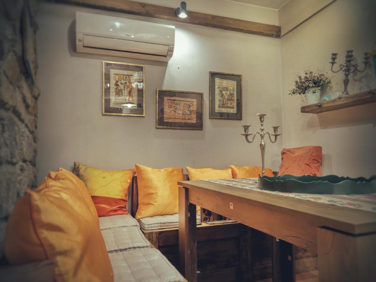 Тhe Bohemian Lodge-Entire House With Sauna Veliko Tŭrnovo Eksteriør bilde